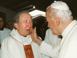 Dom Giussani com João Paulo II.