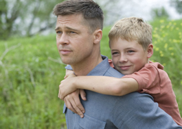 Brad Pitt interpreta o pai da família texana O'Brien,<br>protagonista do filme.