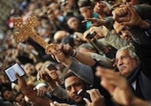 Coptas na praça Tahrir.