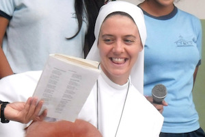 Irmã Clare Maria Crockett.